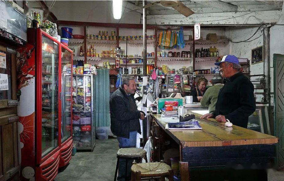 两百年的老杂货铺 pulpería los ombues