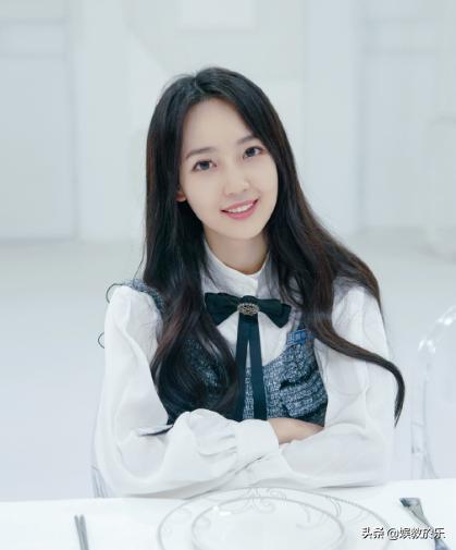 符雅凝,黄欣苑,徐轸轸,段小薇,韩东,靳阳阳,王婉辰,孙美楠,张梦露40