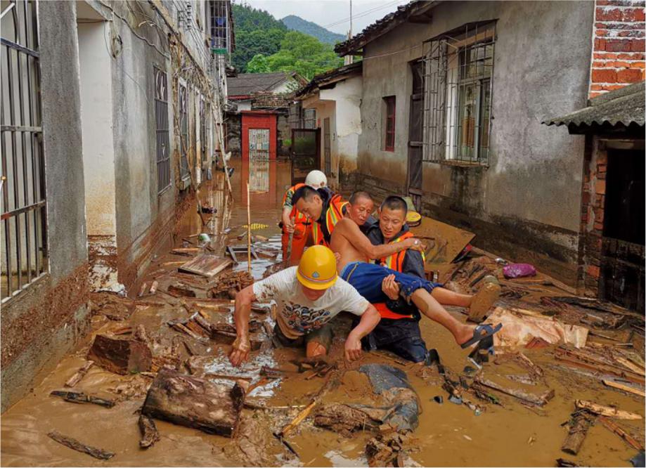 我的2019赣南日报风雨中我们众志成城