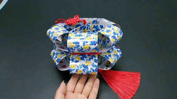 中秋节教你制作青花瓷灯笼材料就是家里的扑克牌简单又大气