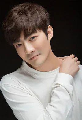 刘福洋网课首秀燃爆舞蹈界,敖定雯明晚再续舞蹈风暴