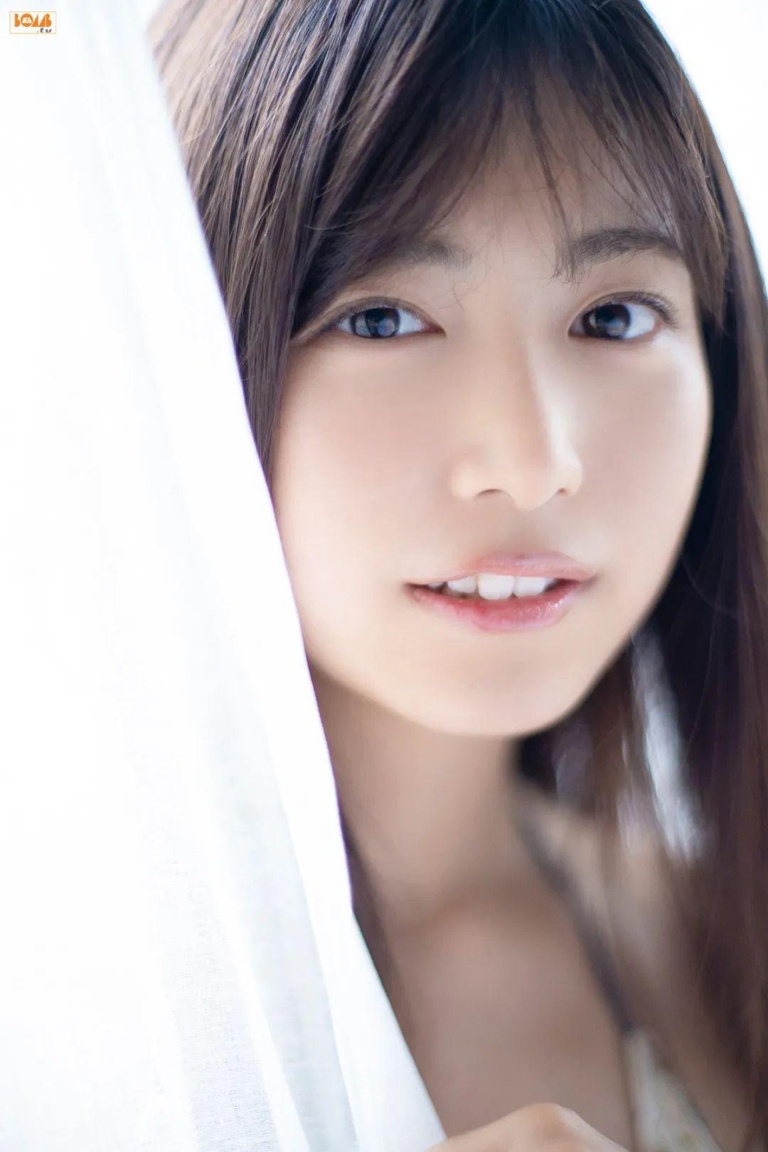 尤物吉田莉樱日本最可爱高中女生