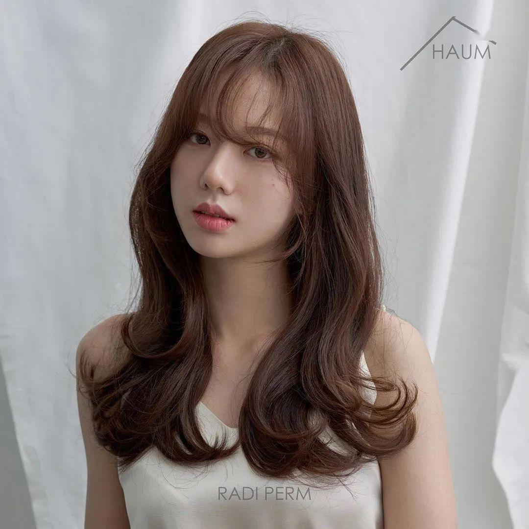 渣女网红大波浪卷