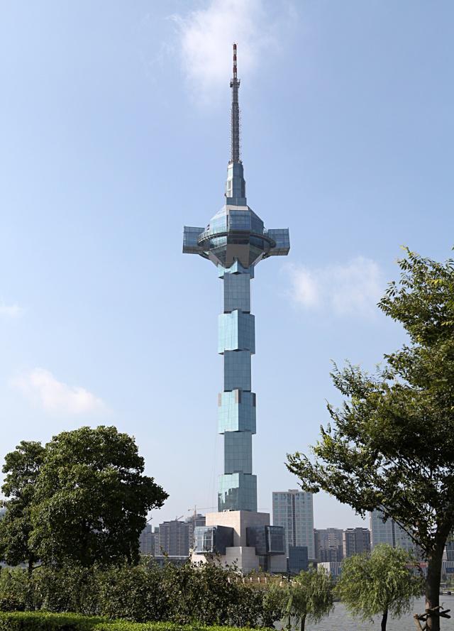 原创江苏被忽视的一座电视塔,高195米,耗资3.5亿,创造一个纪录