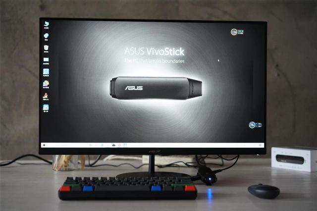 能够轻松放进口袋的电脑华硕ts10能量棒体验