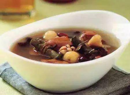 4,土茯苓扁豆脊骨汤