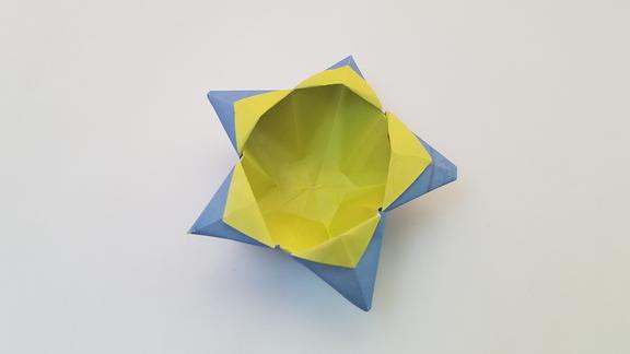 折纸王子五角星收纳盒简单好玩收藏留着教孩子