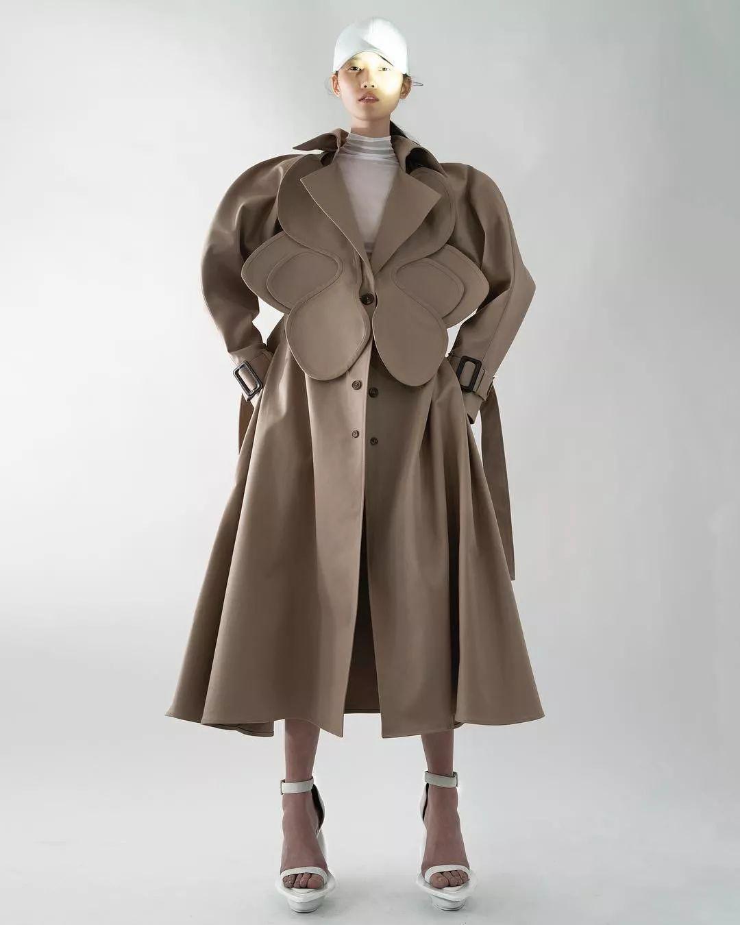 廓形灵感|时装上绽放的花花花花仙子立体廓形,美到心颤的大波浪设计与