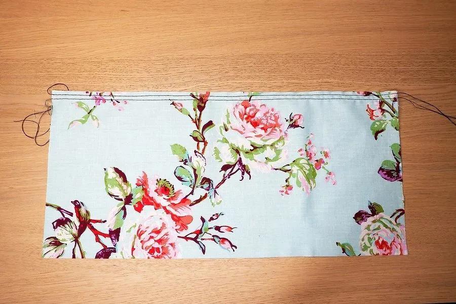 加工|俊美人台小董/精致雪纺连衣裙腰间抽褶的处理方法