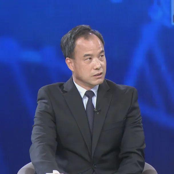 北京援鄂医疗队的三位男子汉为我们倾情讲述——铁汉亦有柔情时_袁磊