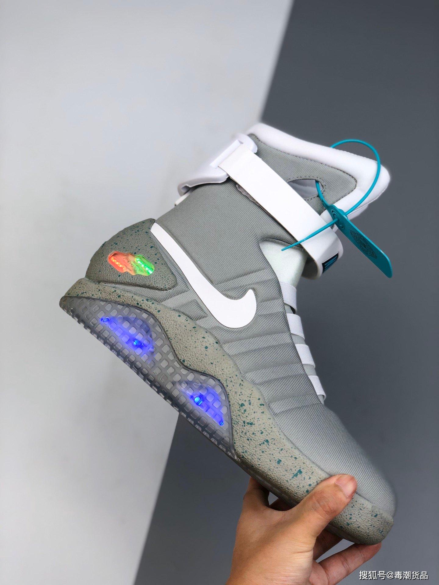 usb插口充电发光潮鞋nikeairmag回到未来黑科技球鞋