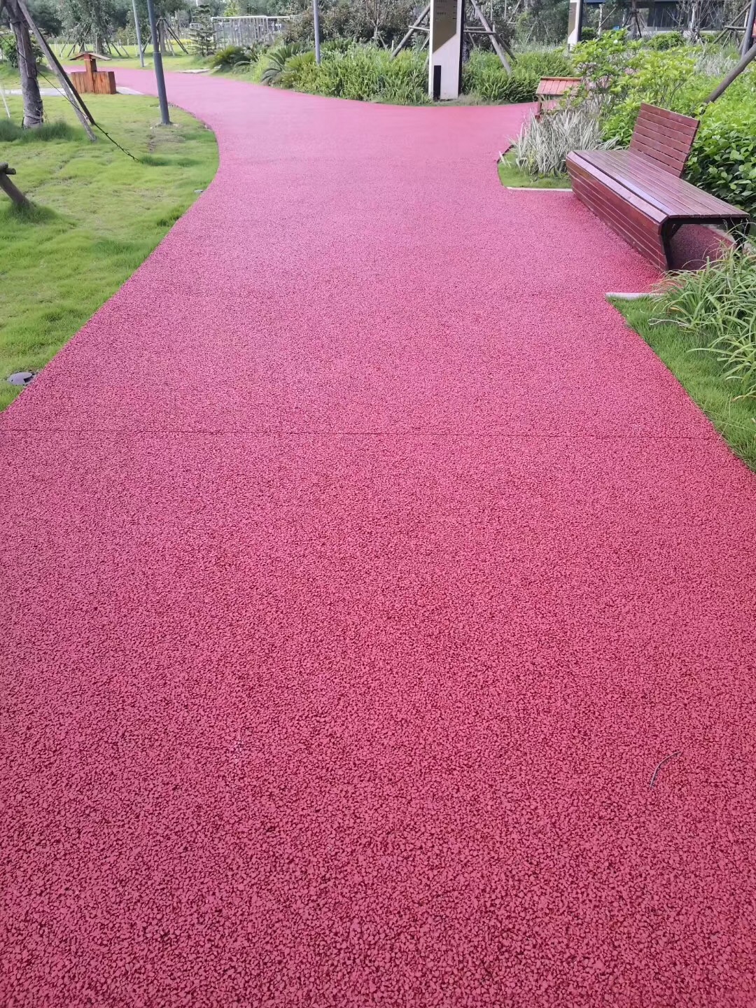 安必信水漆的个人展示页