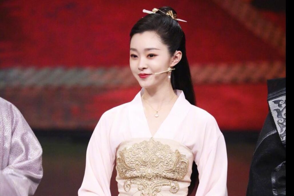 原创 87岁表演艺术家,登上《王牌对王牌》舞台,最后镜头却被全部剪掉