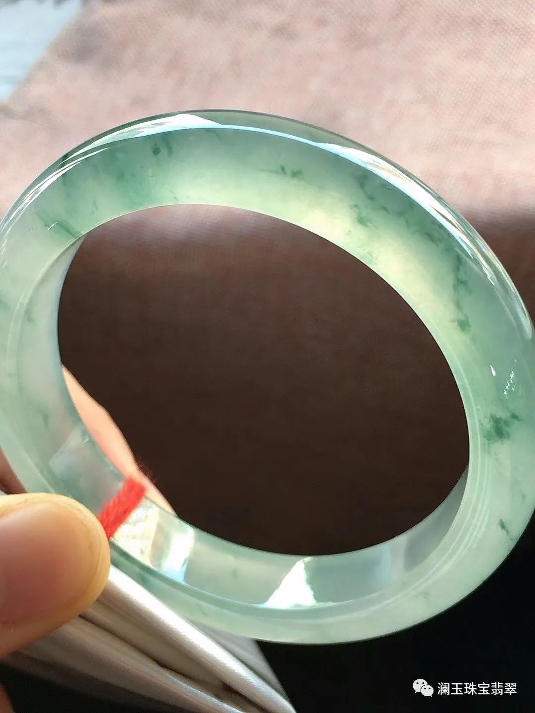 教你如何分辨翡翠种的嫩与老