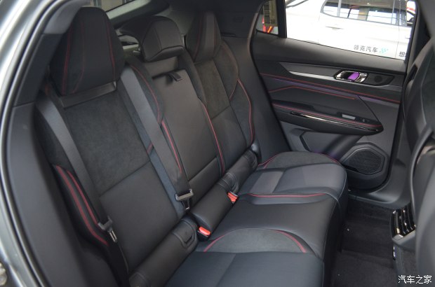 领克05欢迎各界领克co粉们到店品鉴