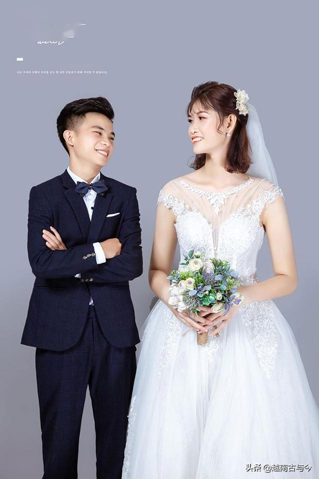 越南身高差最大夫妻走红网络老公1米4老婆将近2米婚后很幸福