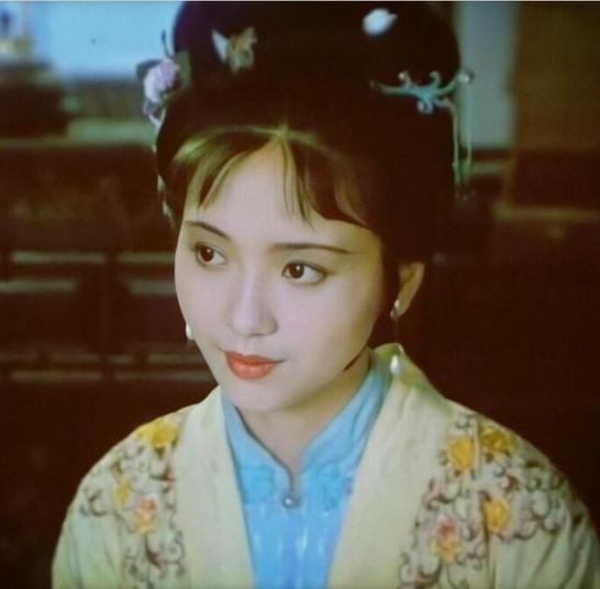 江南第一美女陶慧敏,莲花般清秀纯净