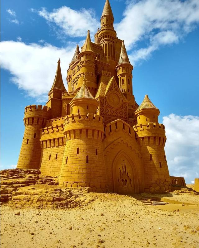 20张不可思议沙雕作品看完整个都不好了