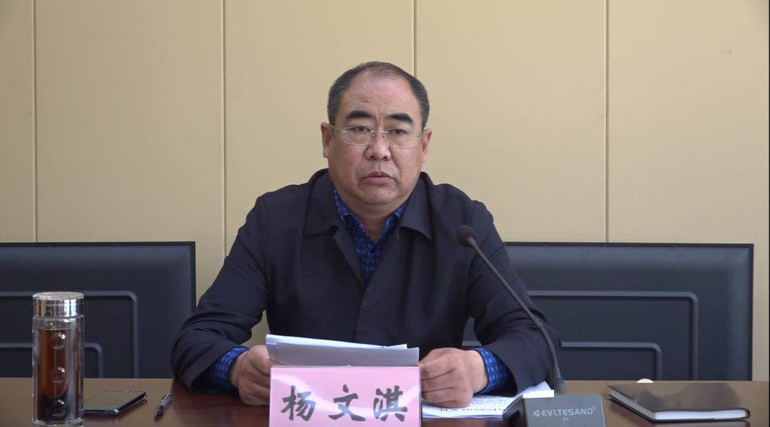 会上,蔡荣国总结了2019年整组工作情况,安排部署了2020年度民兵组织