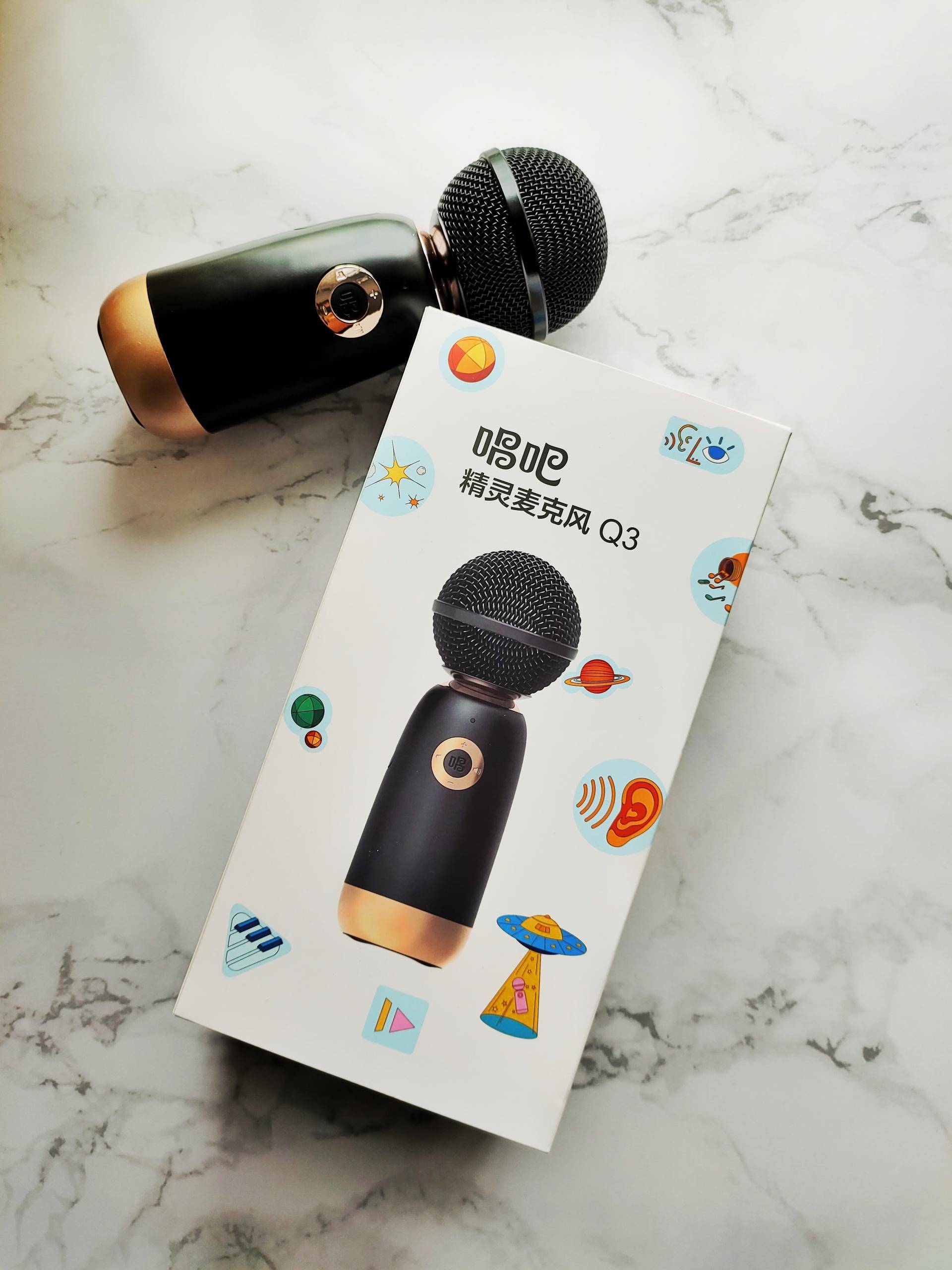 时尚好用的麦克风唱吧精灵麦克风q3开箱体验