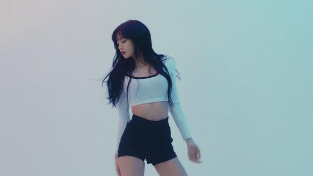 lilis film 3——lisa dance performance!