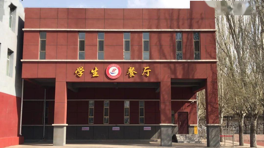 安全规范健康餐饮包铝中学学生餐厅就餐纪实