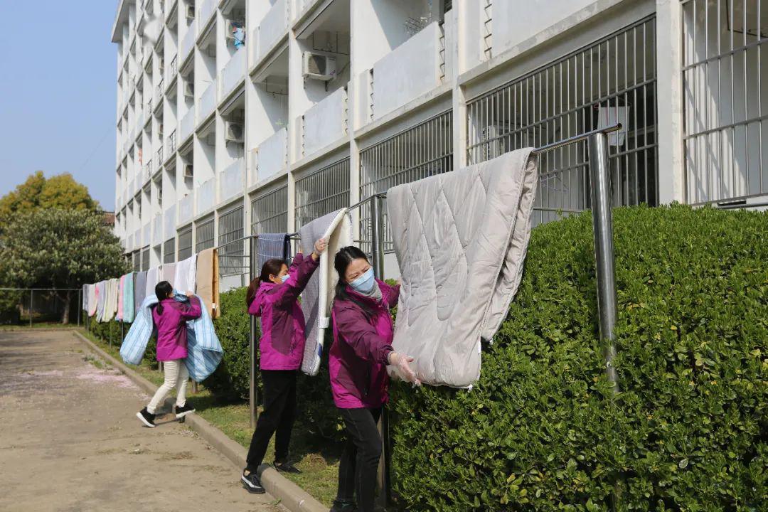 暖哭!淮安这所高校宿管阿姨太有爱