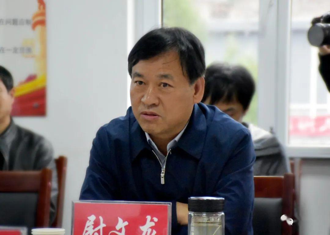 微石楼省委农办主任省农业农村厅厅长鞠振一行来我县调研红枣高产优质