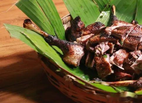 一起来品品咱们峨山的"网红健身鹅"_美食