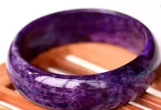 紫云母到底是什么?舒俱来和紫云母又有什么区别? -第4张图片-索考网