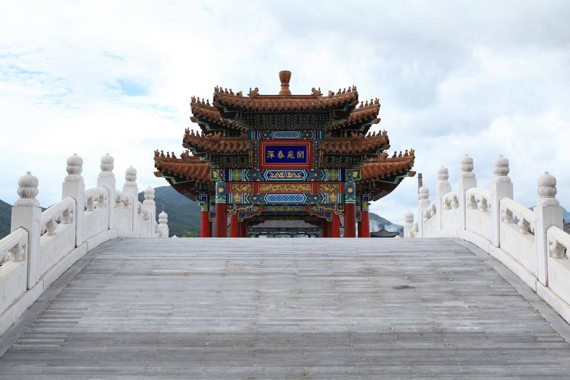 浙江旅游推荐:东方好莱坞之横店华夏文化园