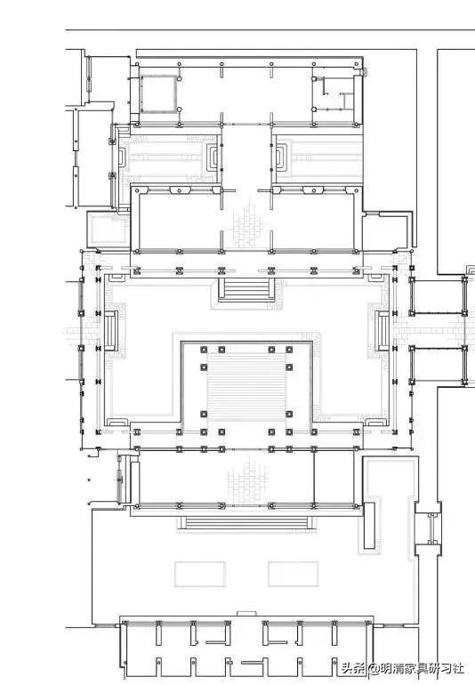 弘历继位后将乾西五所进行了改建头所为漱芳斋,二所谓重华宫,三所为