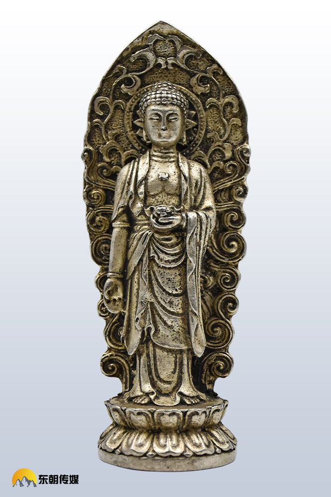 广州东朝文化大明宣德款莲花座佛像