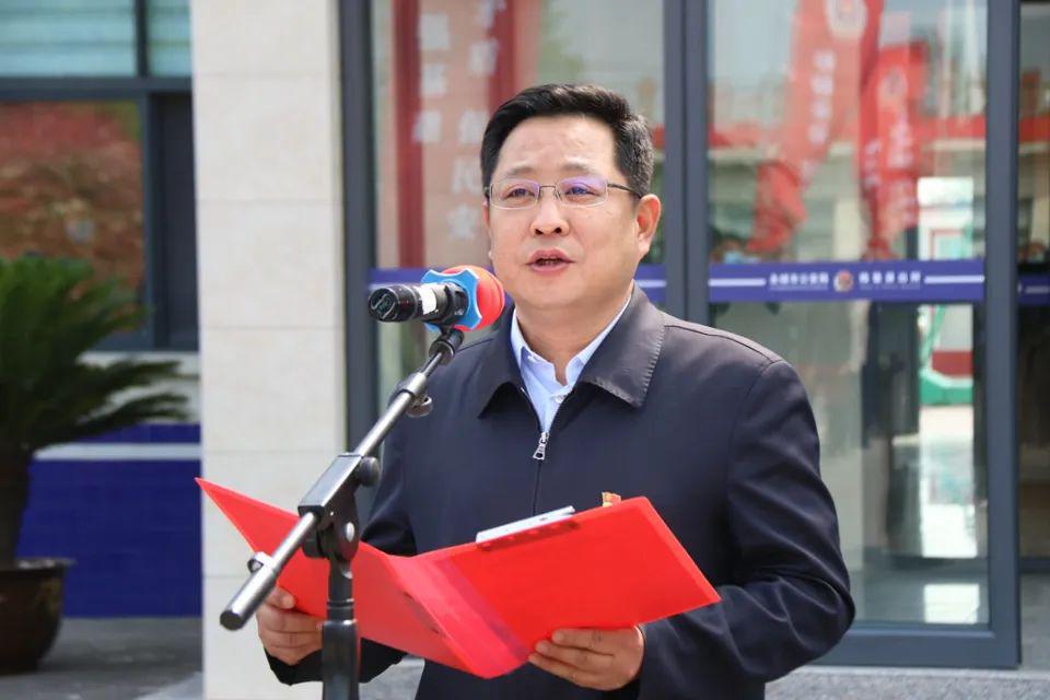 李中华勉励我市公安机关和全体干警要不忘初心,牢记使命,以民生为号令