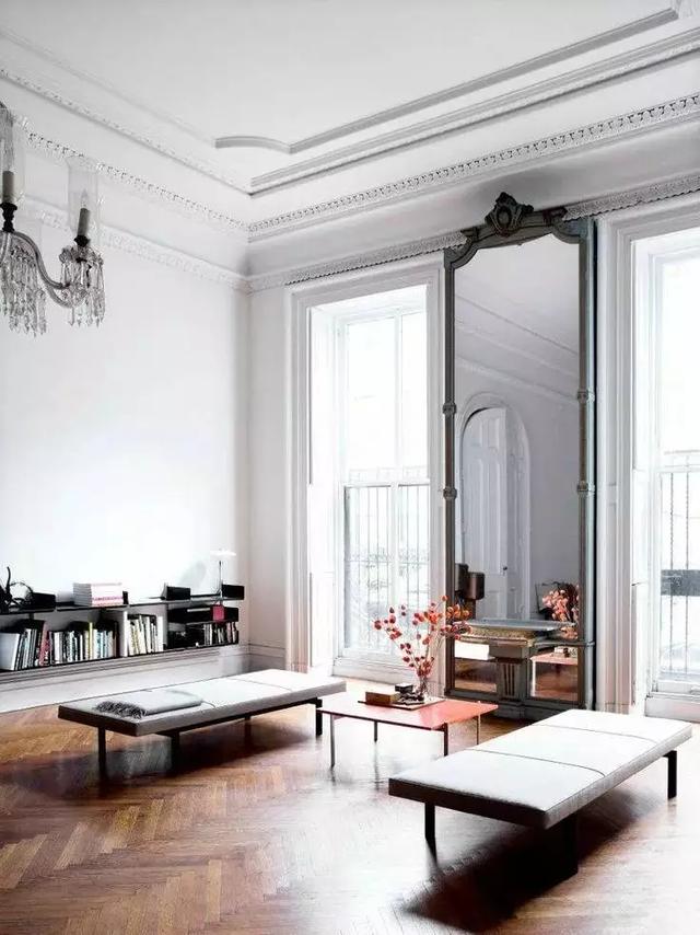 爱林客厅用石膏线整装图片欣赏