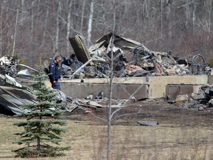 19人死亡加拿大发生血腥枪击案歹徒开车一路枪杀市民