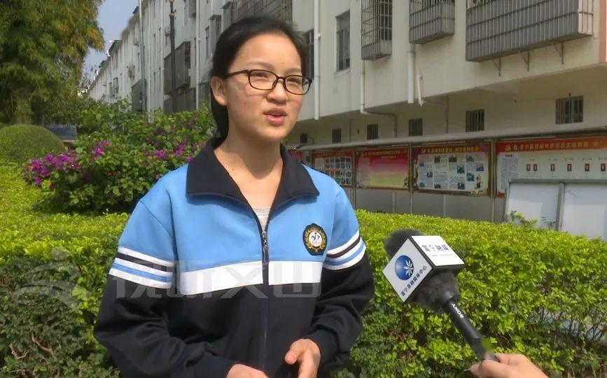 今天富宁6415名高中学子返校