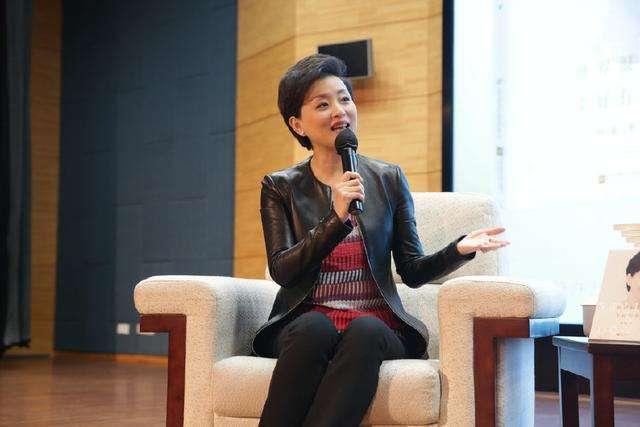 杨澜:幸福是你自己的事情,而不是男人的责任