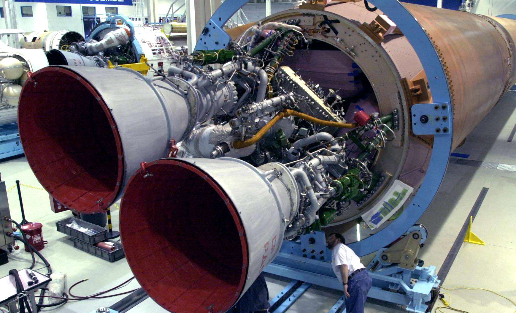 yf480火箭发动机图片