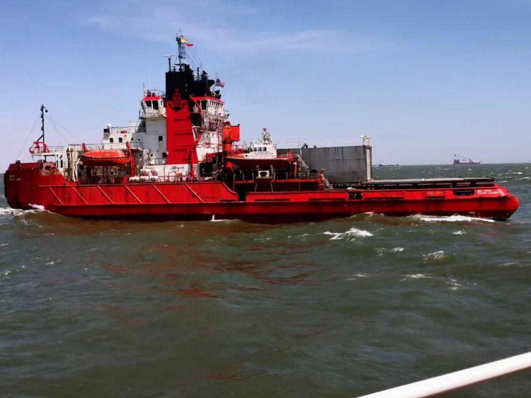 天津大沽口海事局保障国内首艘民间科考破冰船beijingoceanleader轮靠