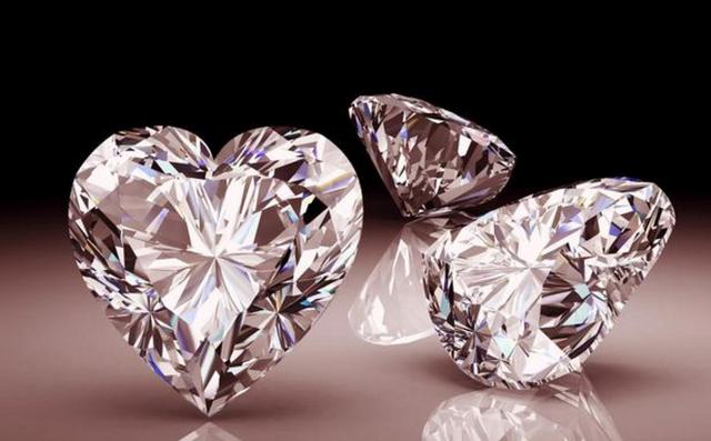 钻石二手值多少钱一个(钻石二手值多少钱一个手镯)