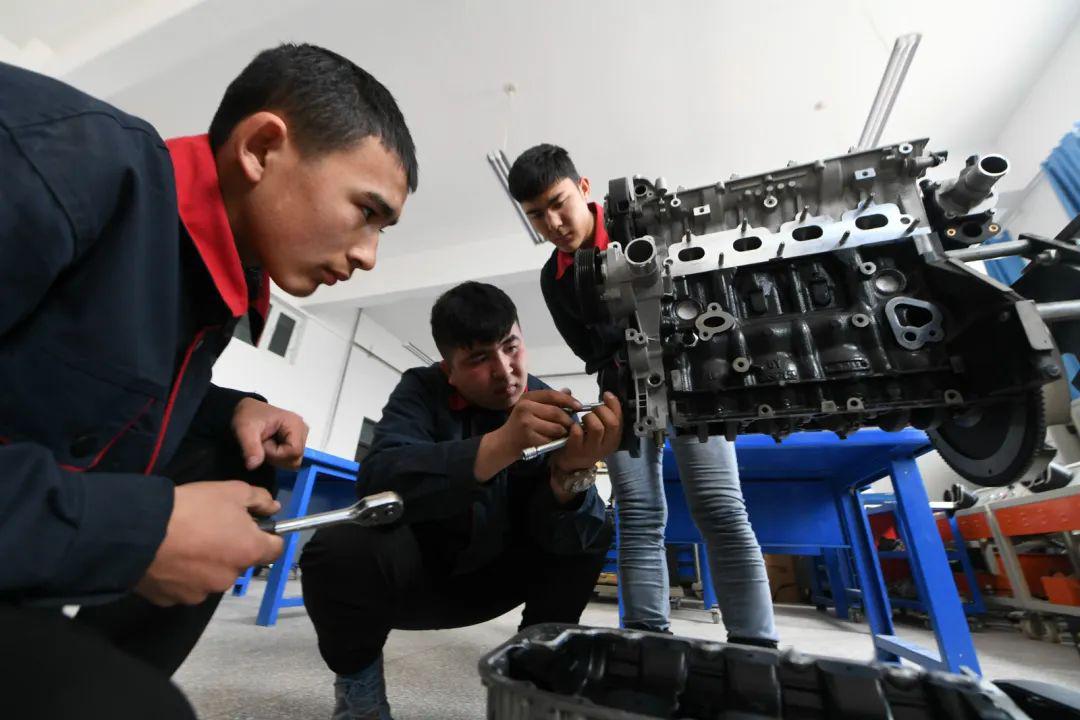 人力资源社会保障部职业能力建设司联 系 人:王博远来源:技能中国返回