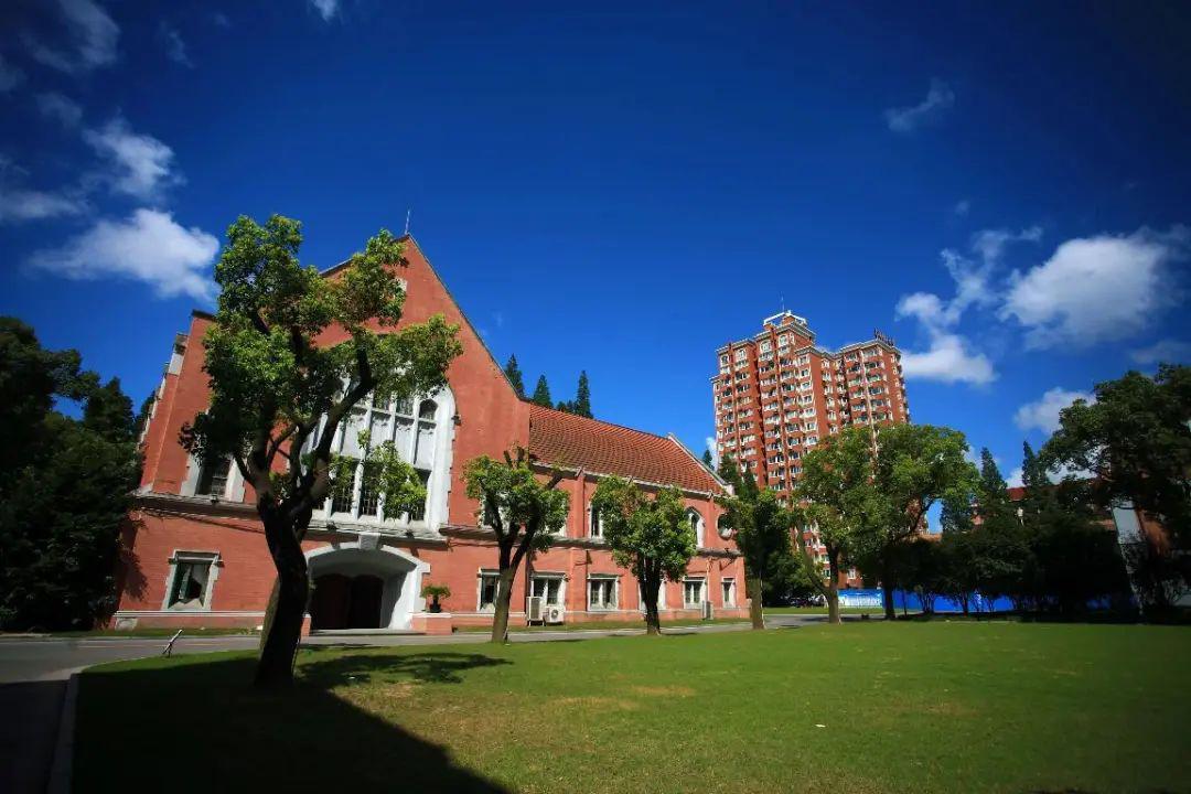上海理工大学校园风光图片