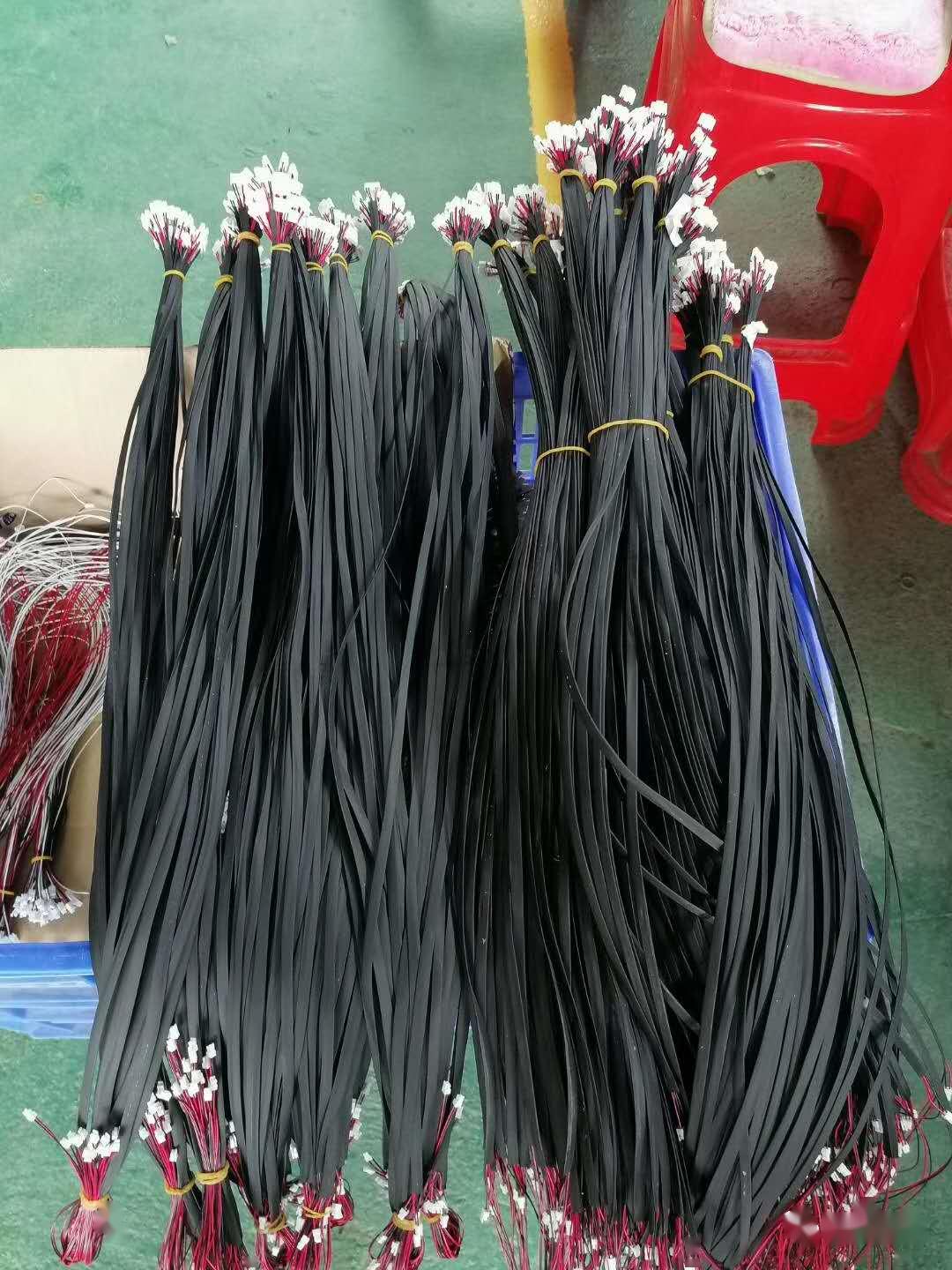 石龙本地手工外发,货源充足,单价合理