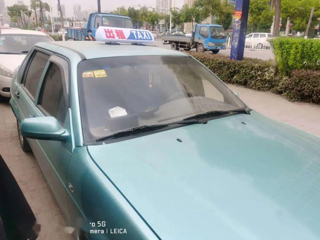 文内教您辨别真伪出租车_车辆