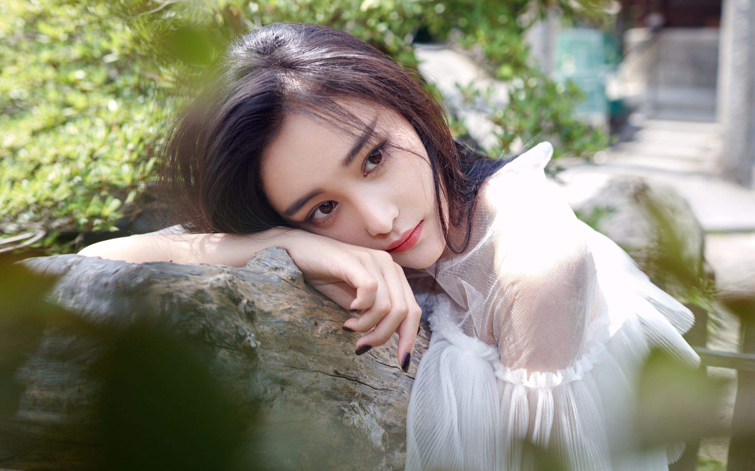 女人想要变美变漂亮早上起床坚持3件事悄悄逆袭成女神