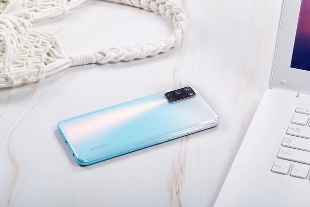 3期免息还送耳机,1599元的oppo a52开售,送爸妈很划算!_手机