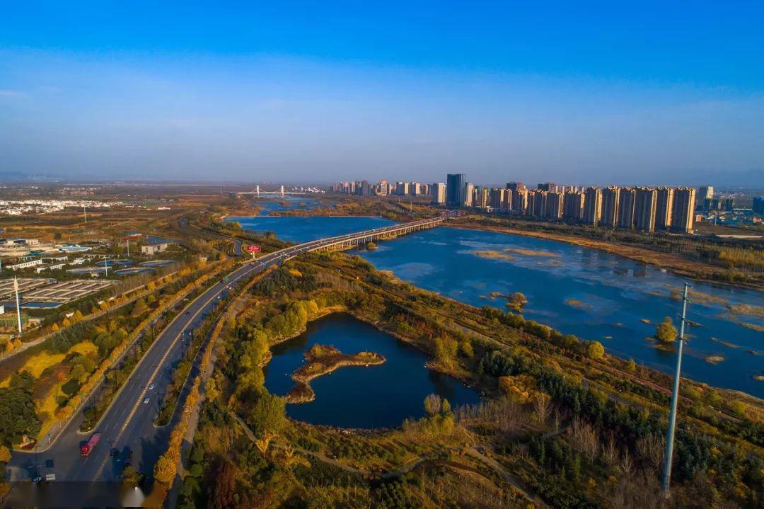 优质交通区位园区位于洛阳市中心城区三大板块之一的伊滨区,是国家