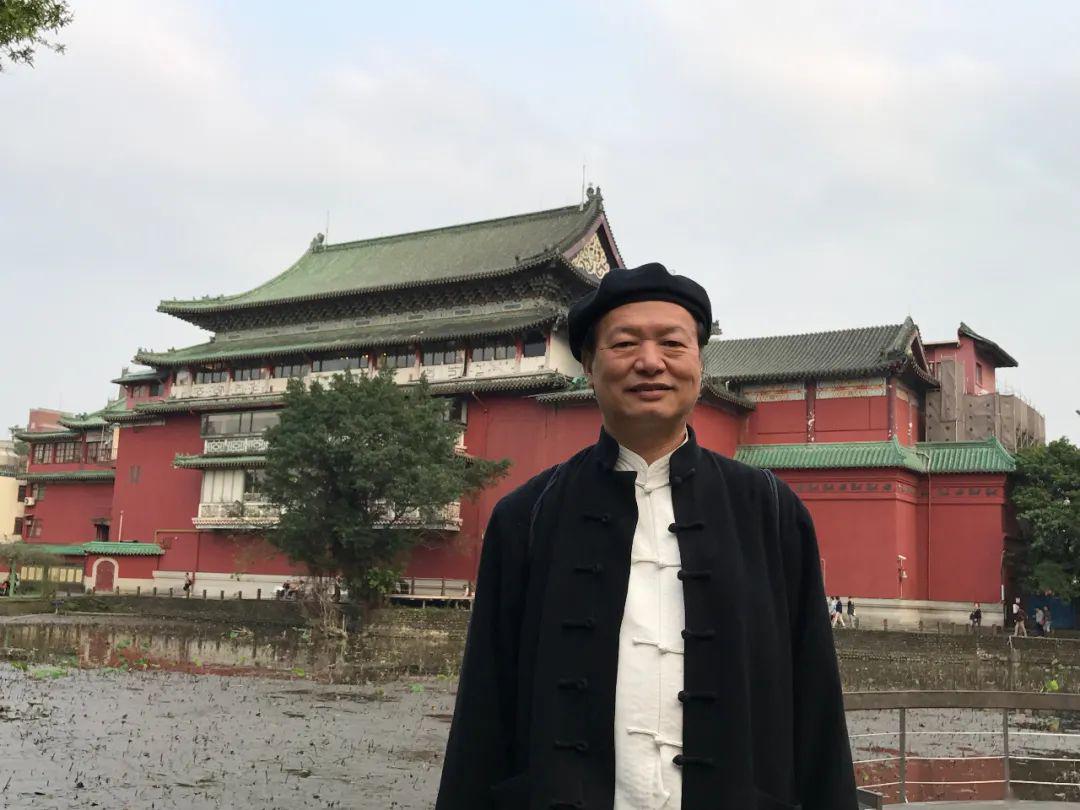 林安梧著名哲学家,宗教学家,台湾大学第一位哲学博士,当代大儒牟宗三