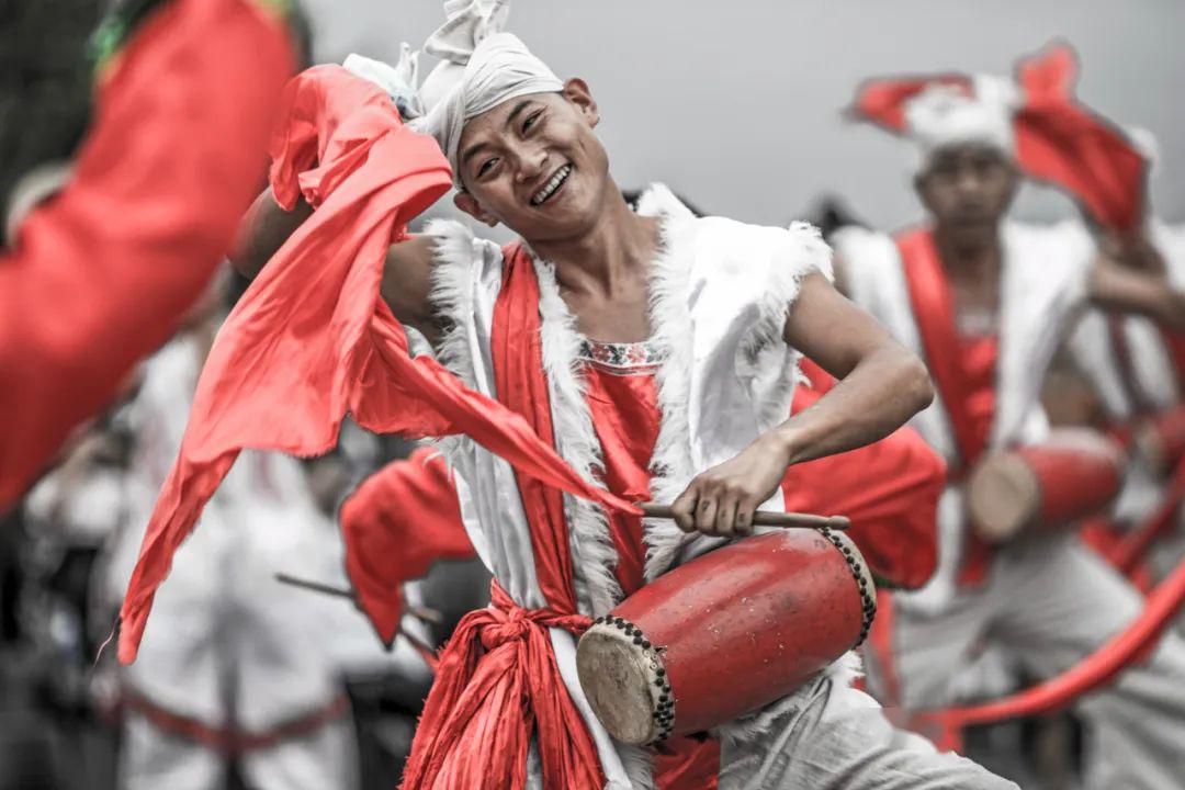 走进陕北之壶口双拍乾坤湾波浪谷安塞人文雨岔大峡谷风光摄影团